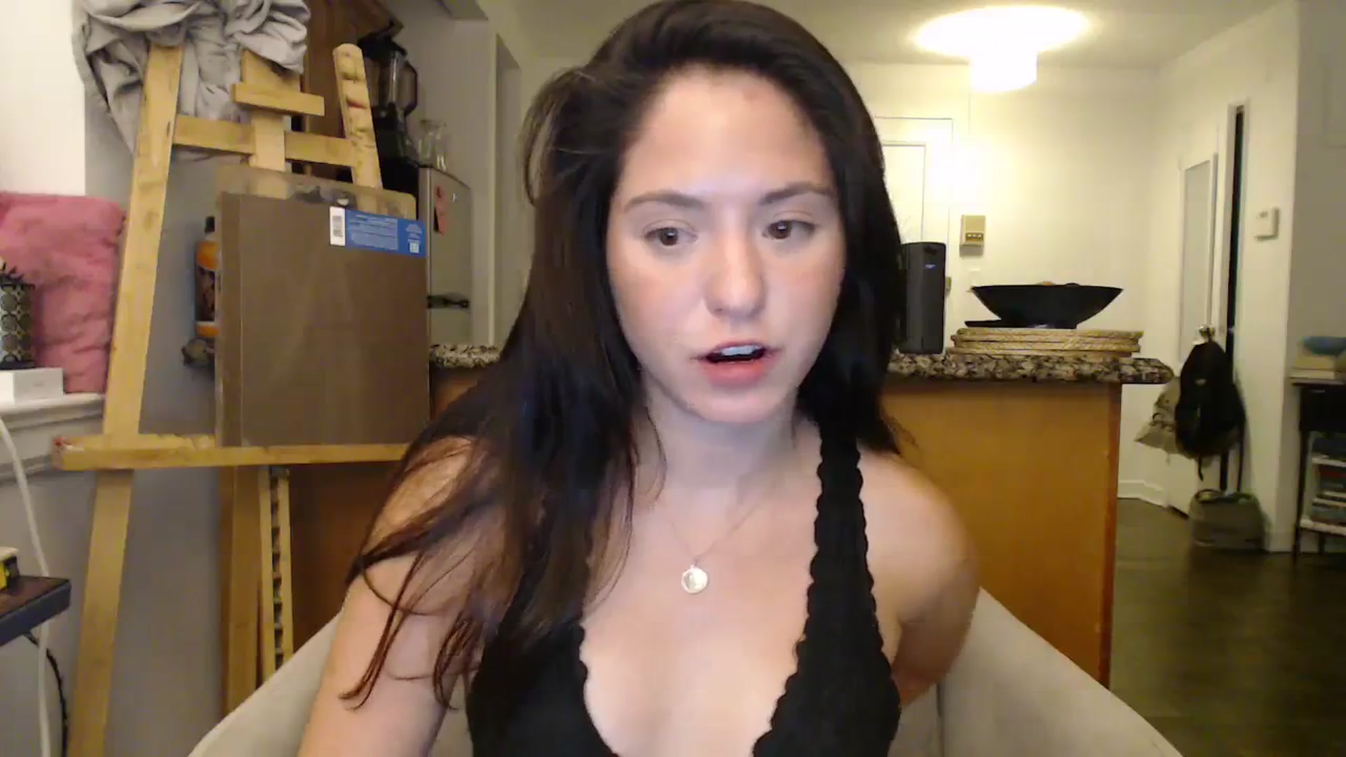 Gallery image thumbnail from CaItlinnn_'s myfreecams stream on, 08/23/2023, 02:27 image 14 of 20