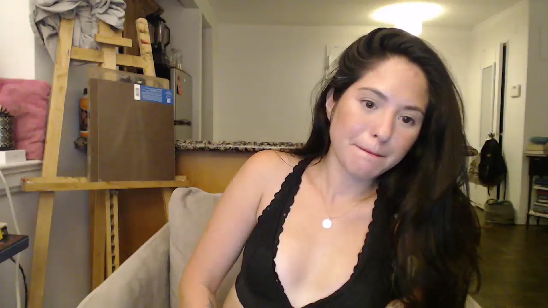 Gallery image thumbnail from CaItlinnn_'s myfreecams stream on, 08/23/2023, 02:27 image 15 of 20