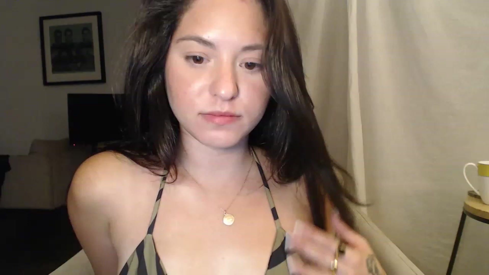 Gallery image thumbnail from CaItlinnn_'s myfreecams stream on, 08/27/2023, 01:37 image 13 of 20