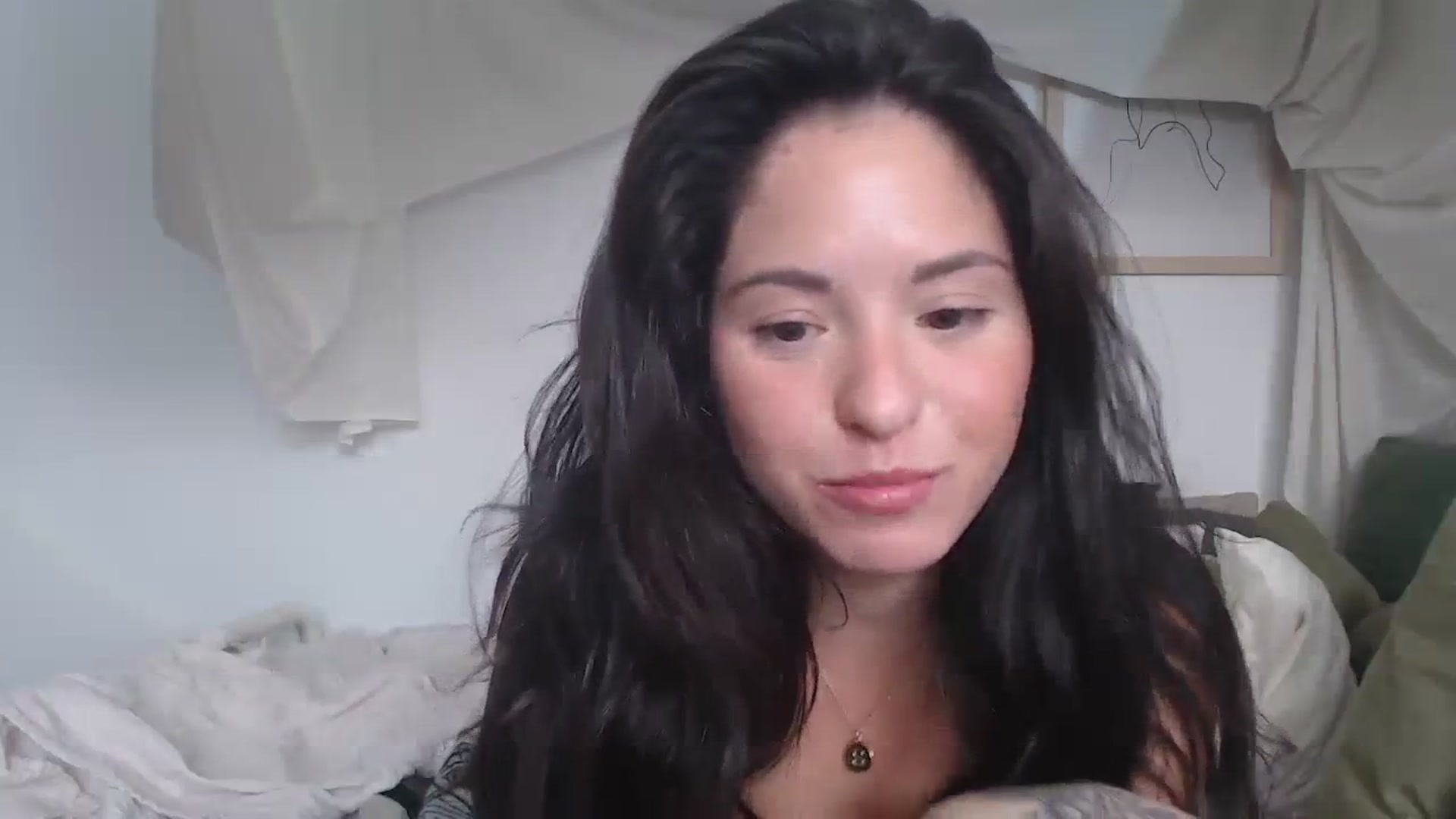 Gallery image thumbnail from CaItlinnn_'s myfreecams stream on, 09/05/2023, 17:04 image 2 of 20