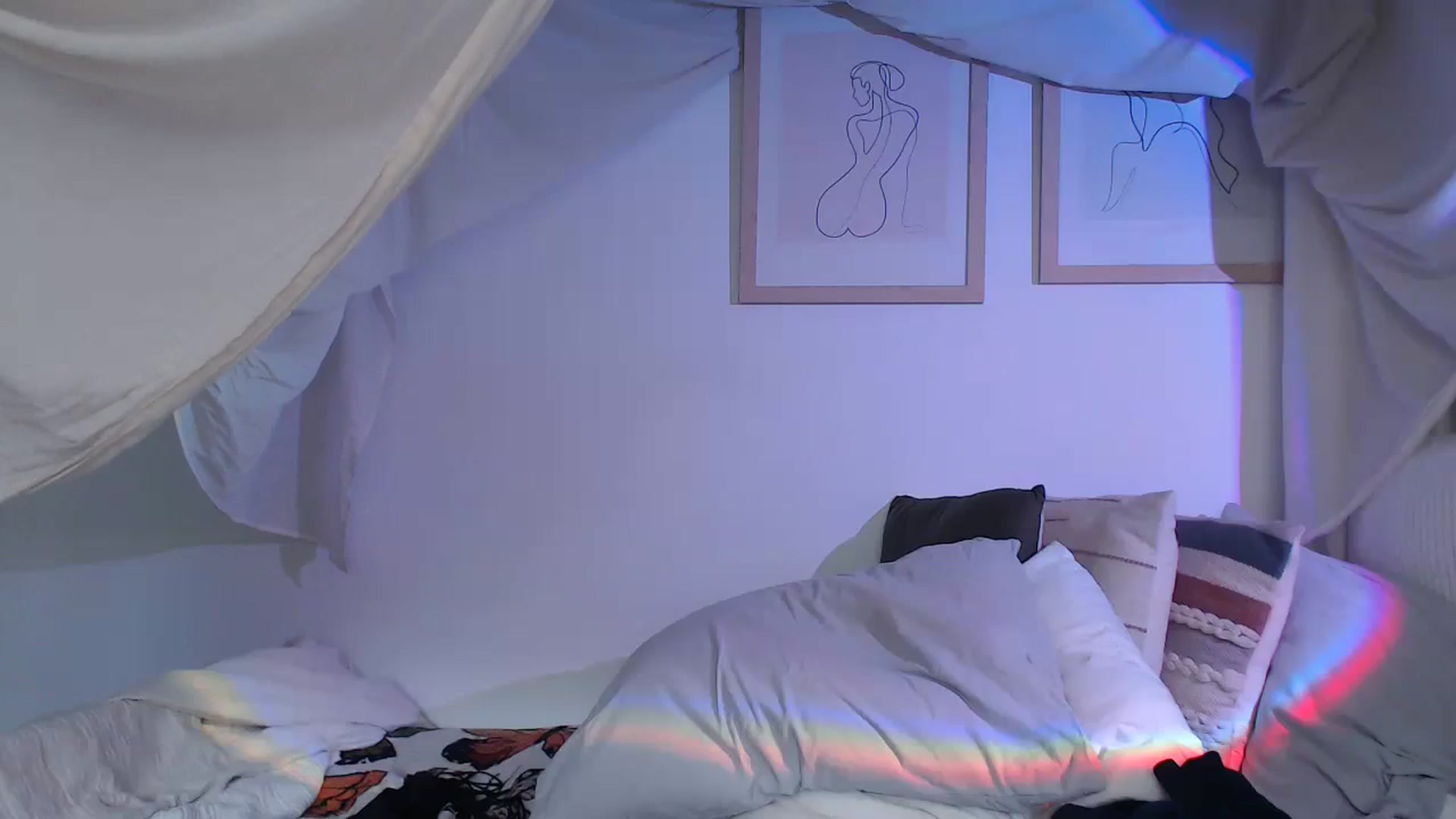 Gallery image thumbnail from CaItlinnn_'s myfreecams stream on, 09/15/2023, 15:11 image 2 of 20