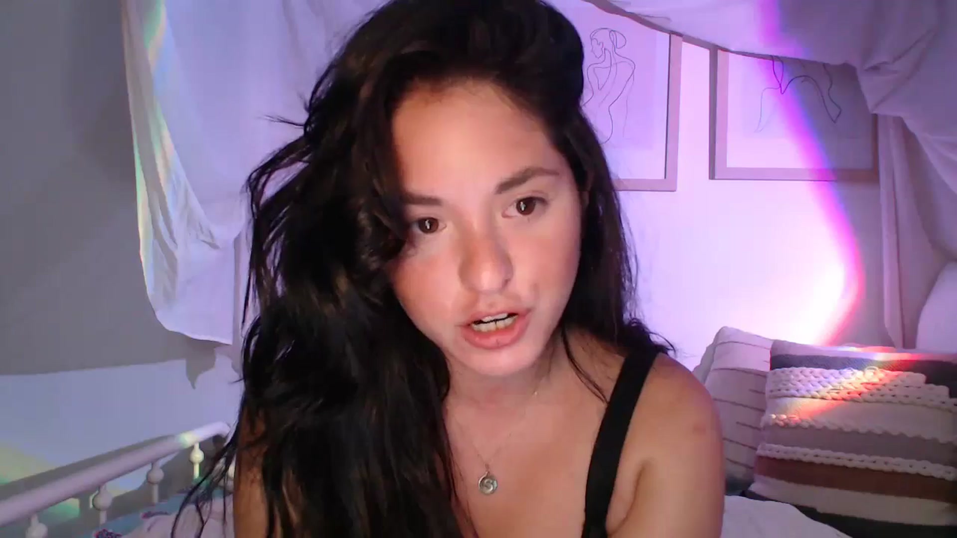 Gallery image thumbnail from CaItlinnn_'s myfreecams stream on, 09/18/2023, 02:37 image 2 of 20