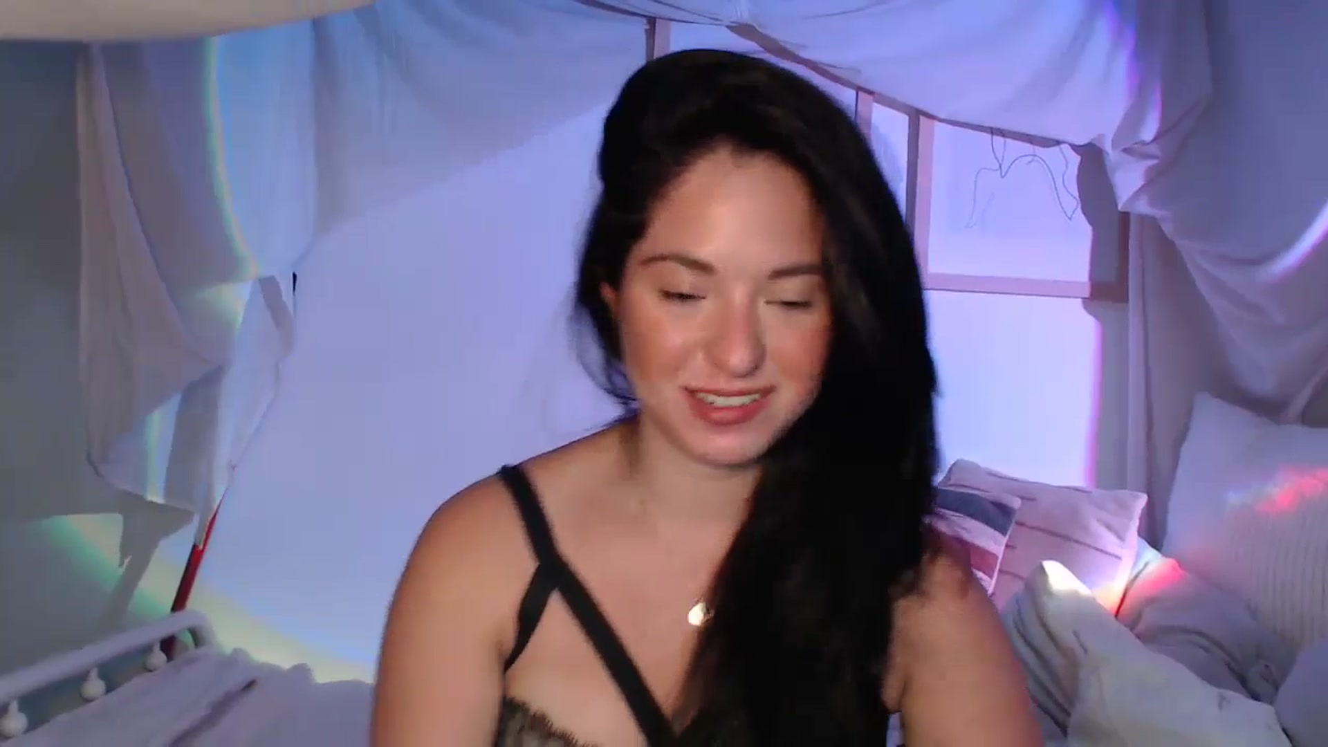 Gallery image thumbnail from CaItlinnn_'s myfreecams stream on, 09/21/2023, 01:09 image 12 of 20