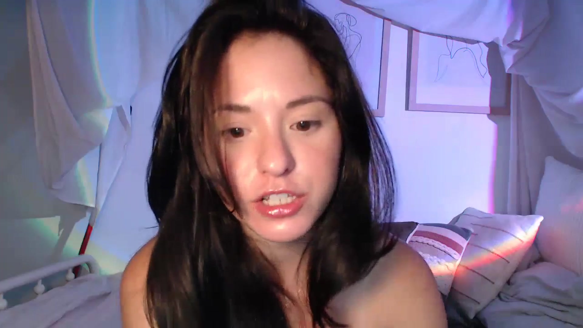 Gallery image thumbnail from CaItlinnn_'s myfreecams stream on, 09/21/2023, 04:01 image 8 of 20