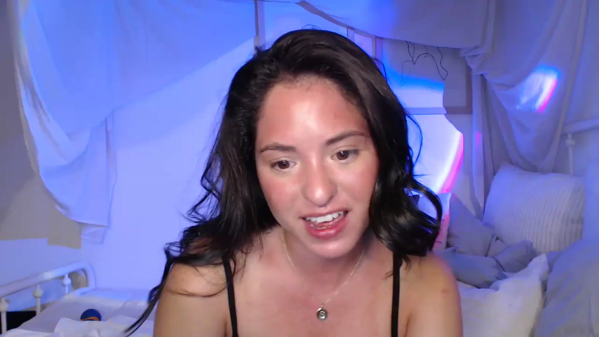 Gallery image thumbnail from CaItlinnn_'s myfreecams stream on, 10/12/2023, 01:33 image 16 of 20
