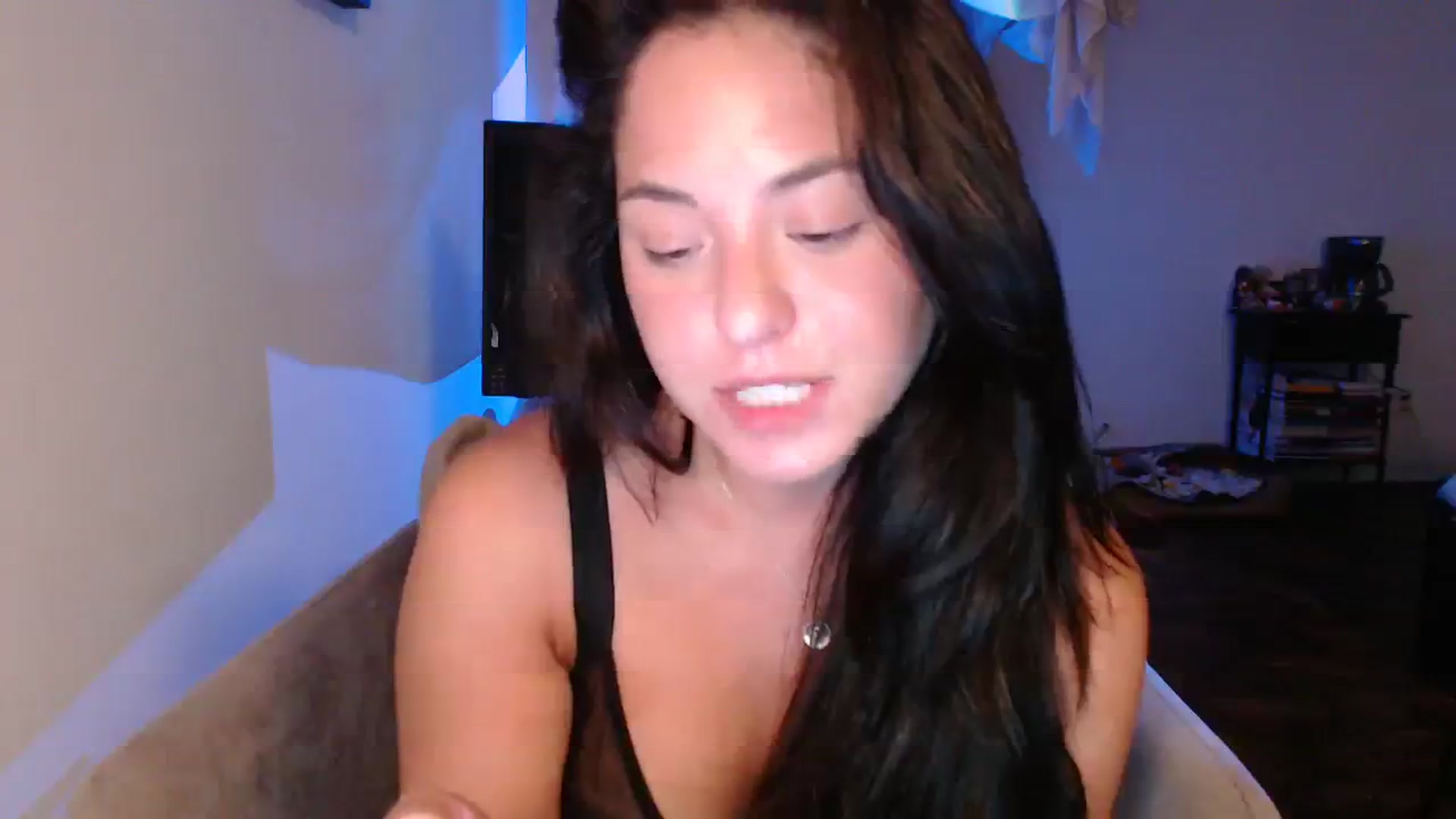 Gallery image thumbnail from CaItlinnn_'s myfreecams stream on, 10/23/2023, 01:12 image 14 of 20