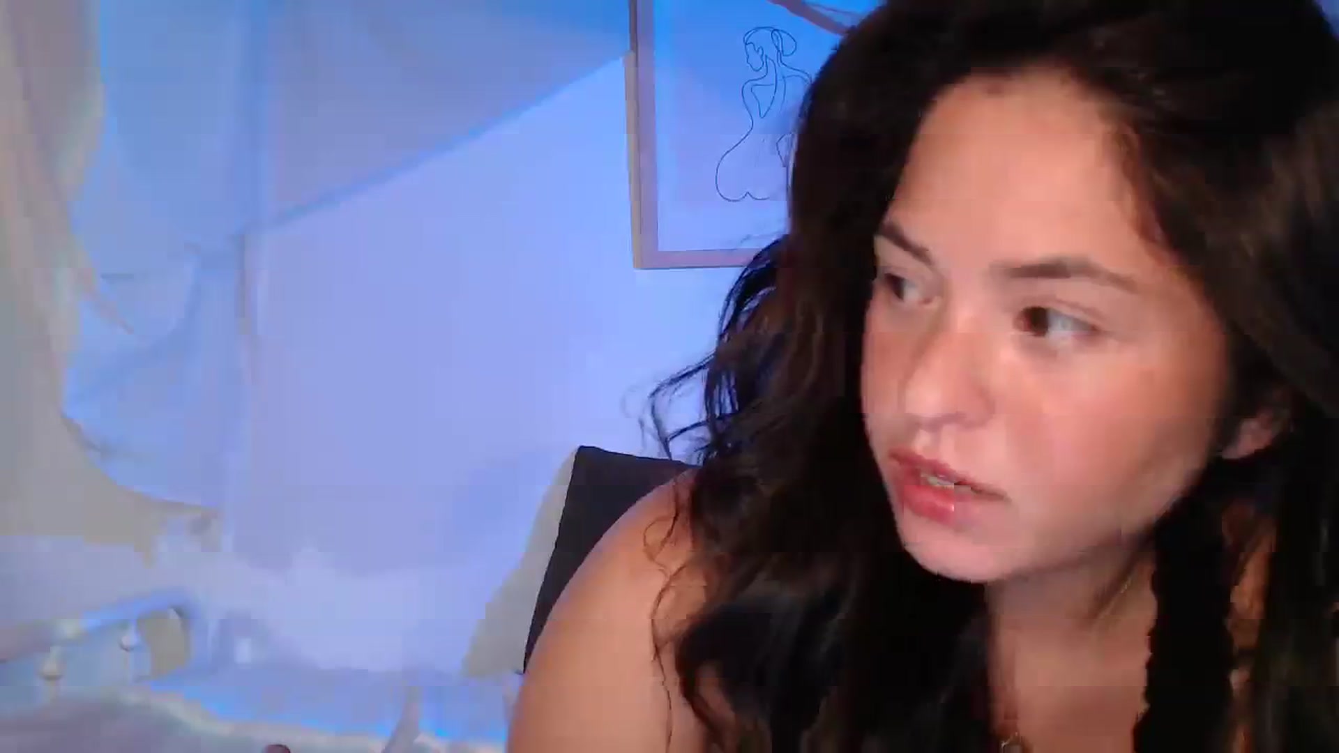 Gallery image thumbnail from CaItlinnn_'s myfreecams stream on, 10/31/2023, 24:43 image 2 of 20
