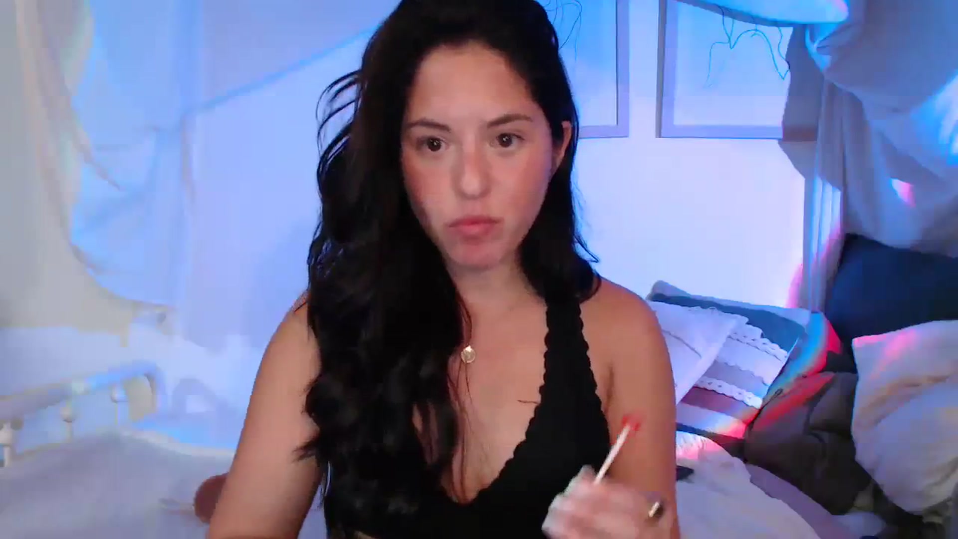 Gallery image thumbnail from CaItlinnn_'s myfreecams stream on, 10/31/2023, 01:06 image 20 of 20