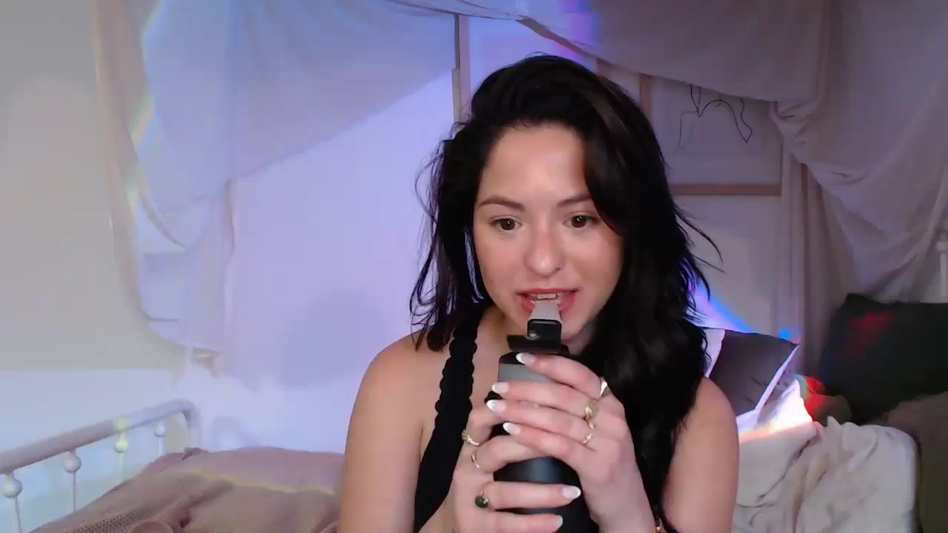 Gallery image thumbnail from CaItlinnn_'s myfreecams stream on, 12/10/2023, 19:24 image 20 of 20