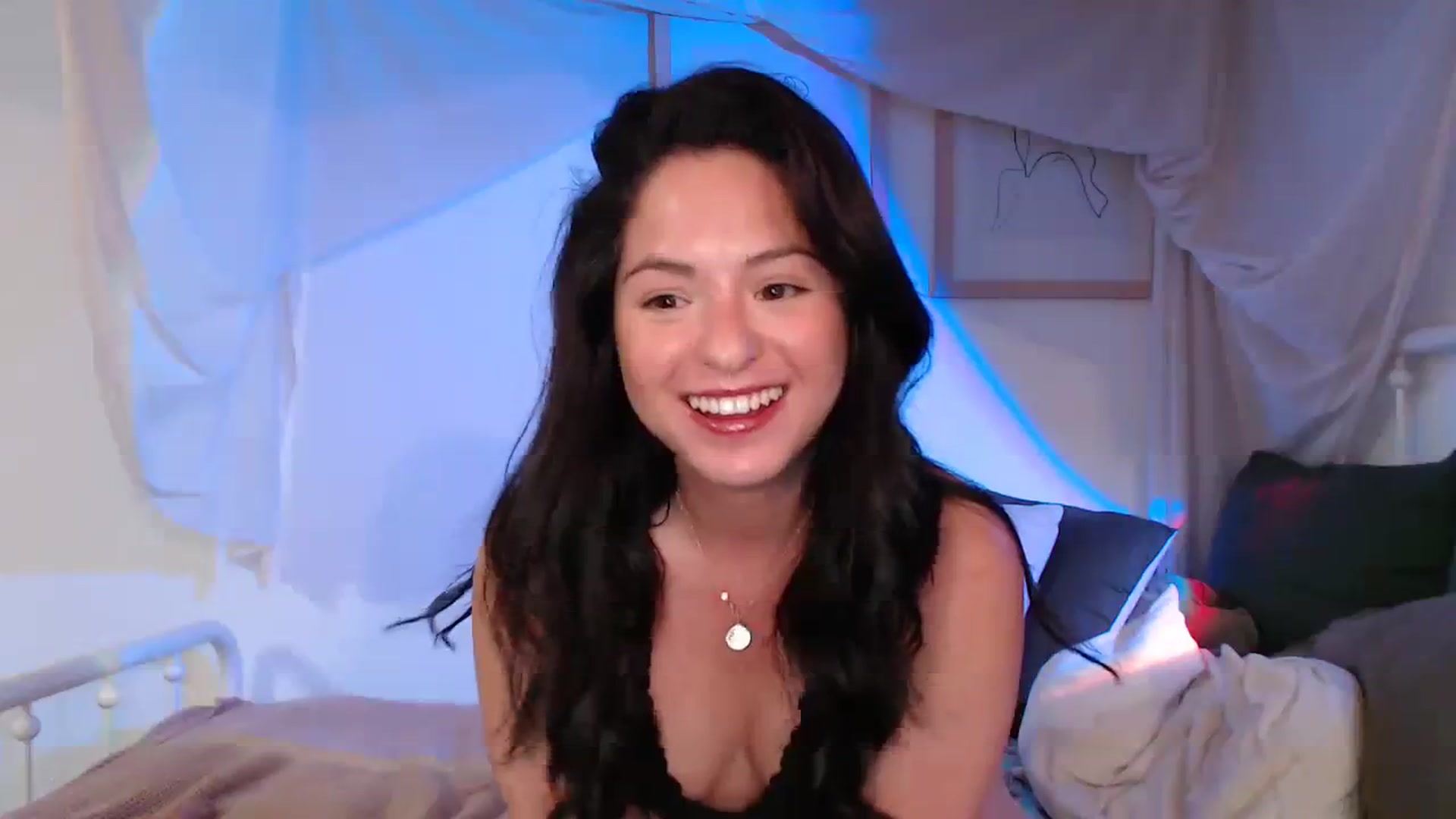 Gallery image thumbnail from CaItlinnn_'s myfreecams stream on, 12/10/2023, 19:24 image 4 of 20