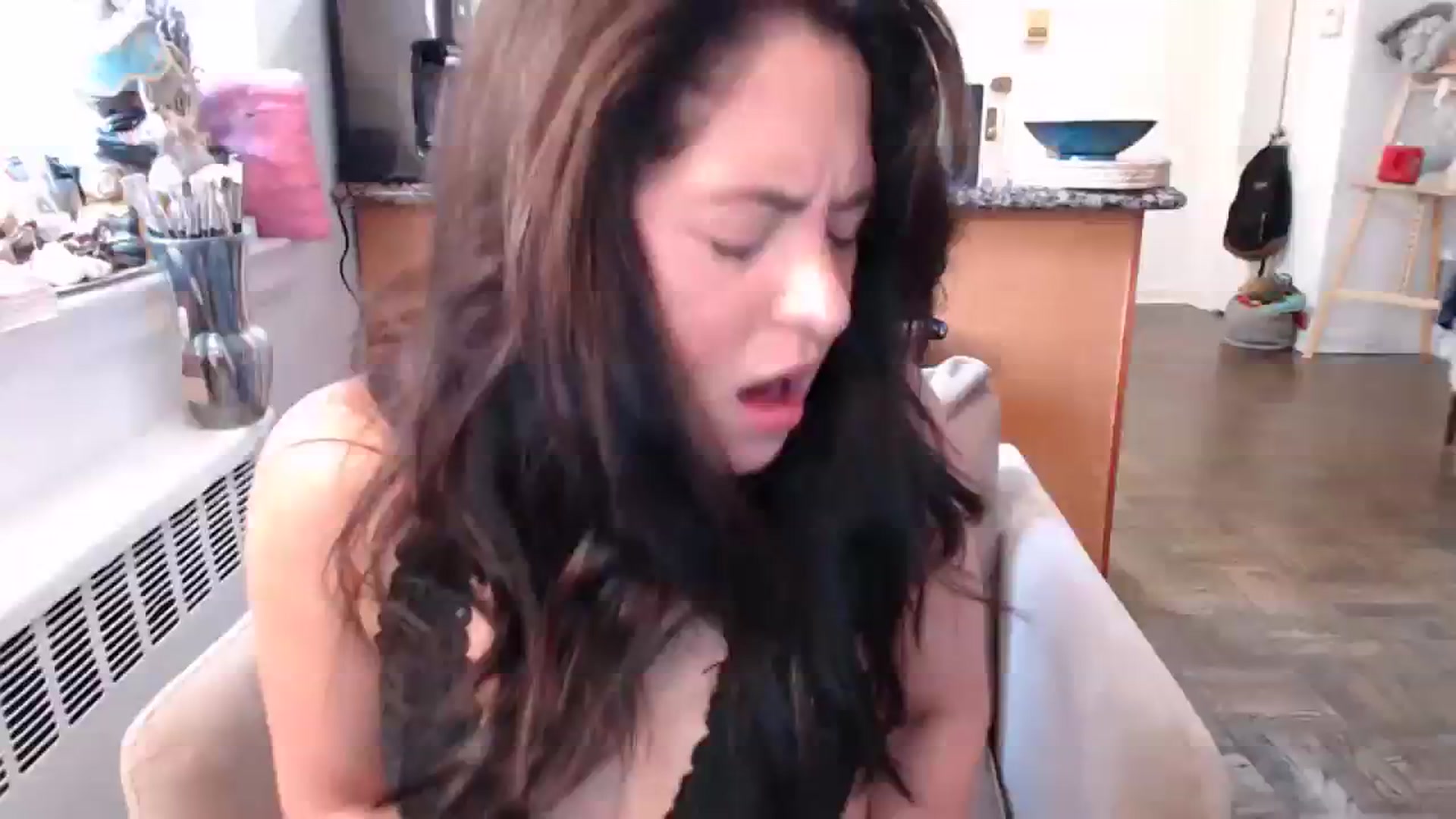 Gallery image thumbnail from CaItlinnn_'s myfreecams stream on, 12/30/2023, 19:26 image 1 of 20