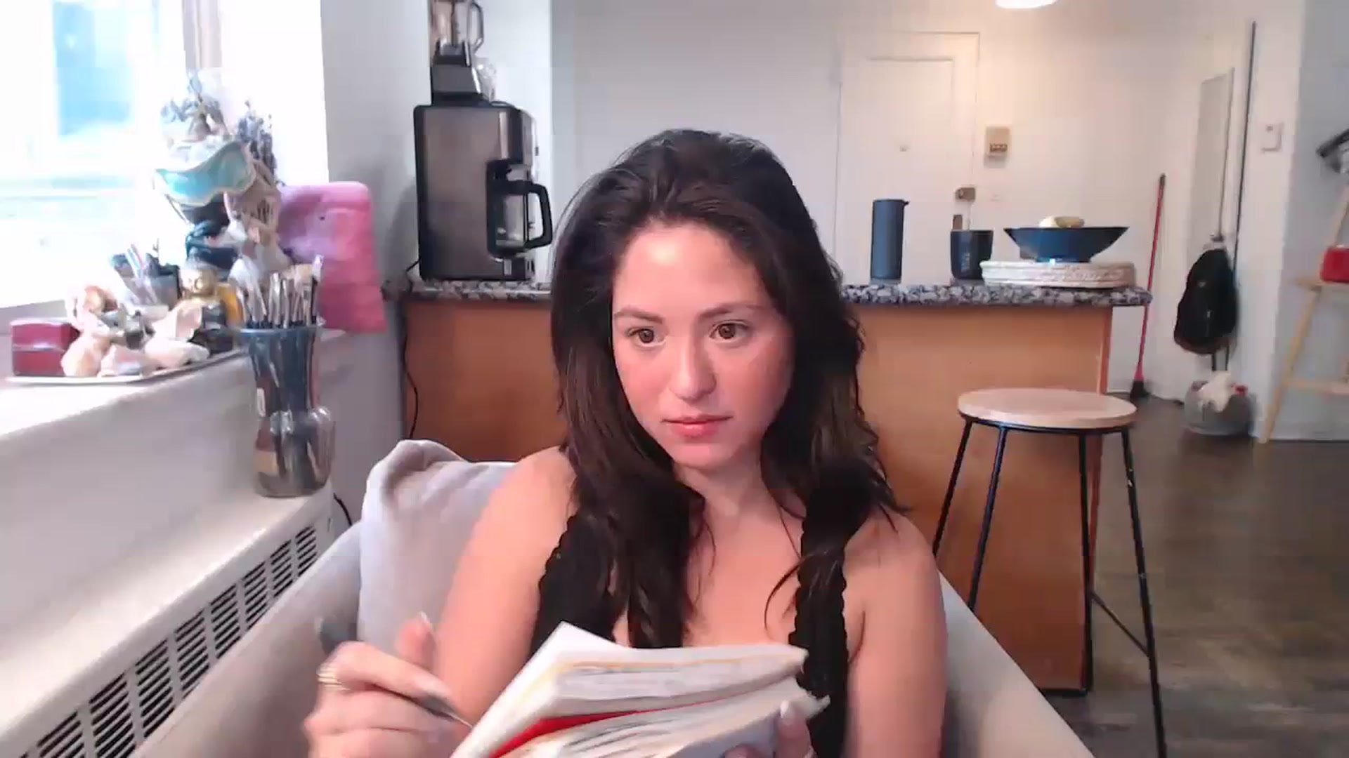Gallery image thumbnail from CaItlinnn_'s myfreecams stream on, 01/07/2024, 17:42 image 12 of 20
