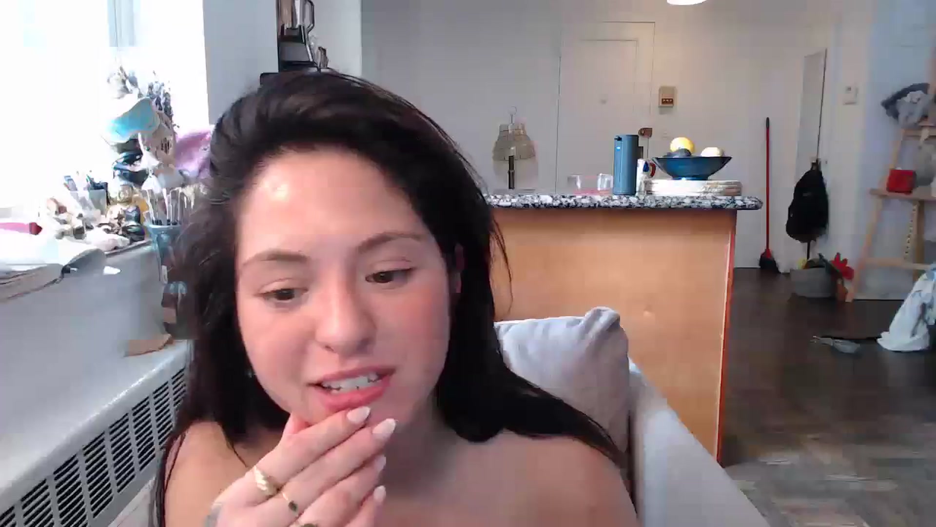 Gallery image thumbnail from CaItlinnn_'s myfreecams stream on, 01/13/2024, 18:57 image 17 of 20