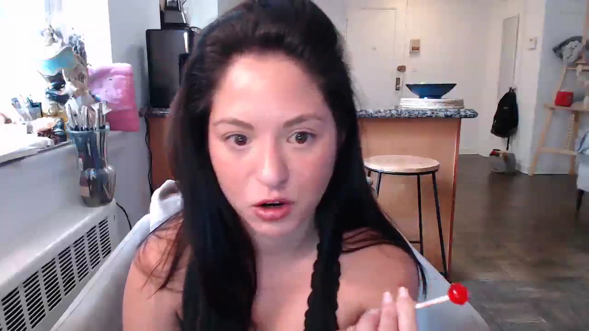 Gallery image thumbnail from CaItlinnn_'s myfreecams stream on, 01/18/2024, 18:28 image 5 of 20