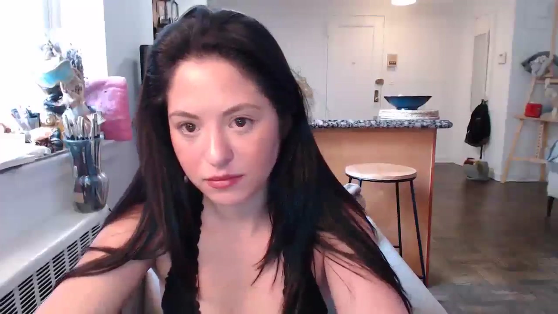 Gallery image thumbnail from CaItlinnn_'s myfreecams stream on, 01/18/2024, 18:28 image 10 of 20