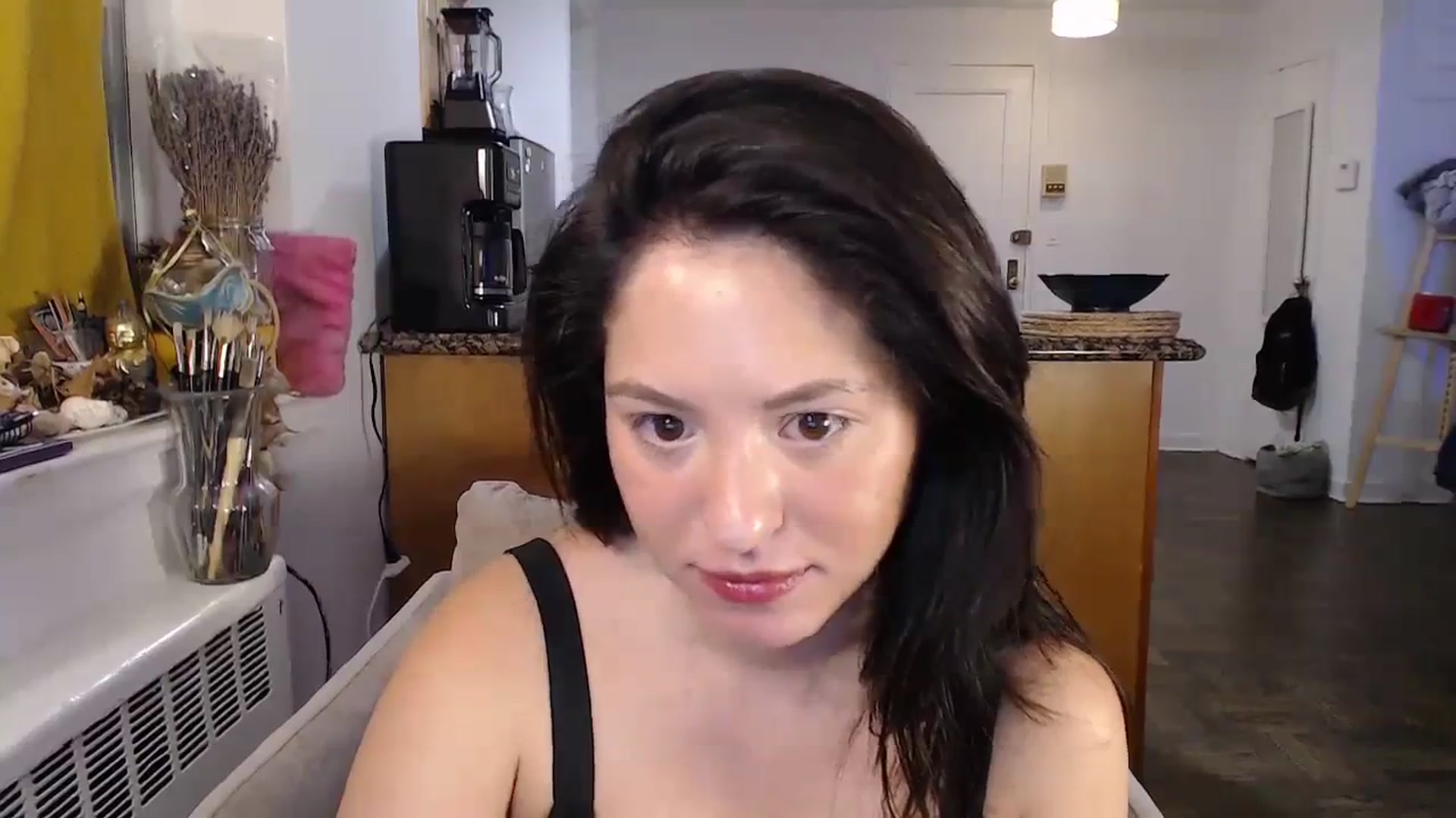 Gallery image thumbnail from CaItlinnn_'s myfreecams stream on, 01/24/2024, 24:58 image 8 of 20
