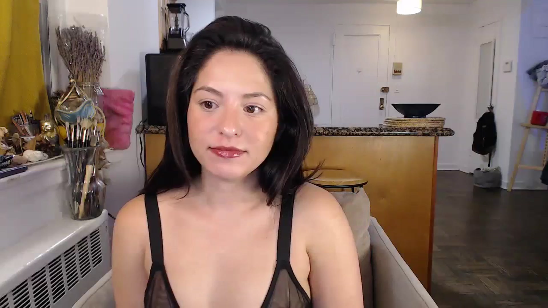 Gallery image thumbnail from CaItlinnn_'s myfreecams stream on, 01/24/2024, 24:58 image 12 of 20