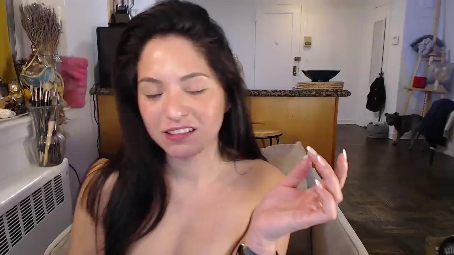 Gallery image thumbnail from CaItlinnn_'s myfreecams stream on, 01/24/2024, 03:16 image 6 of 20