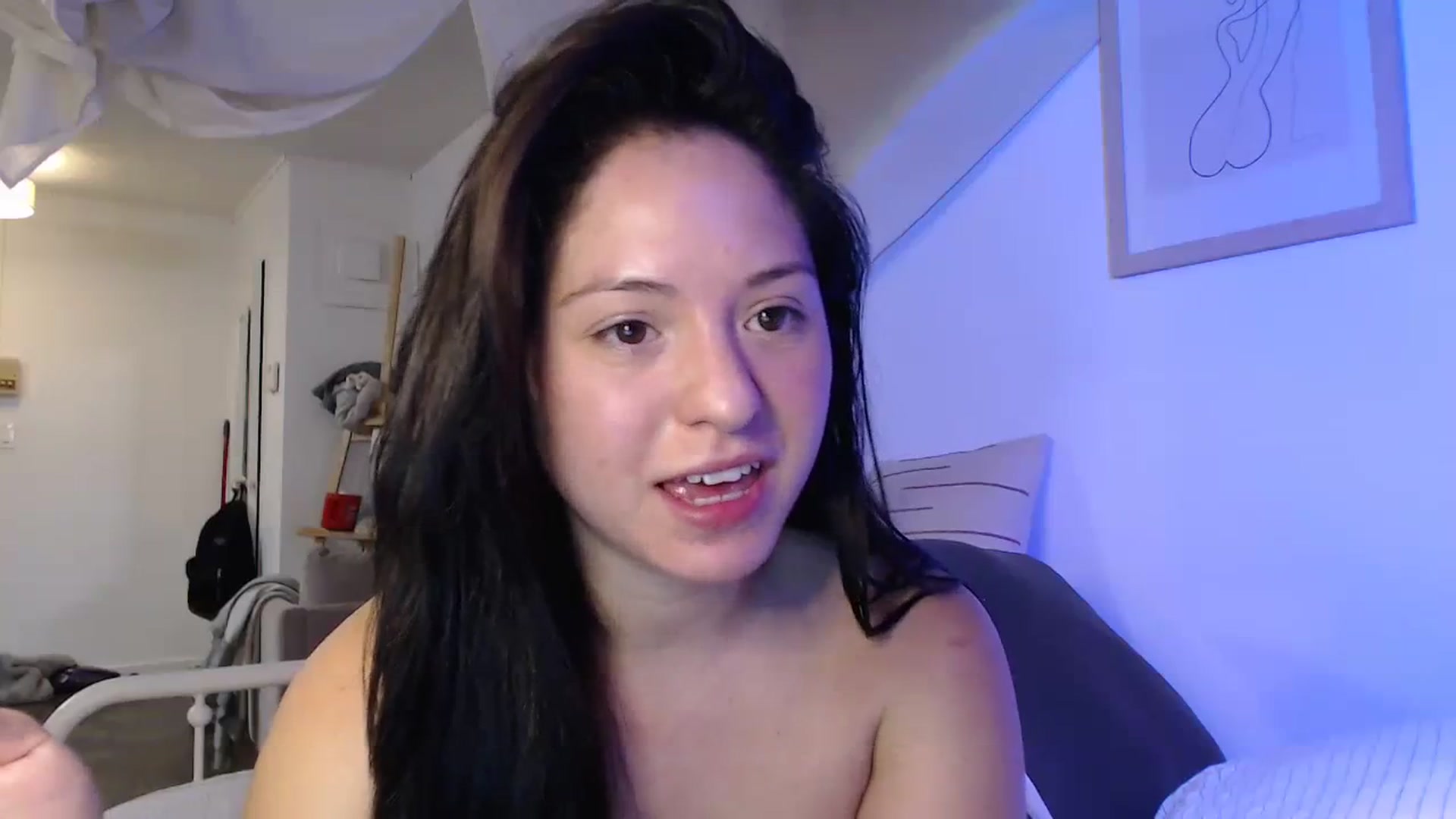 Gallery image thumbnail from CaItlinnn_'s myfreecams stream on, 02/02/2024, 18:43 image 18 of 20