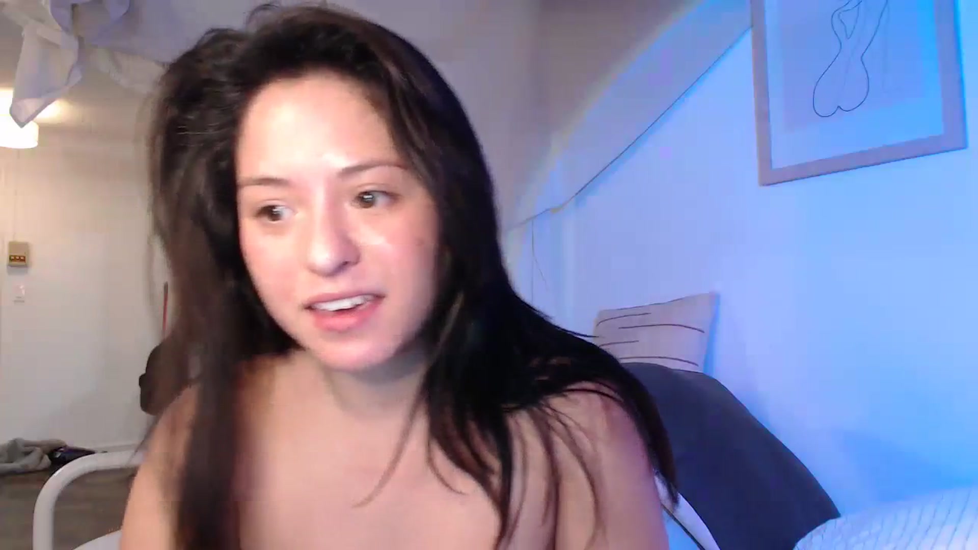 Gallery image thumbnail from CaItlinnn_'s myfreecams stream on, 02/02/2024, 18:43 image 13 of 20