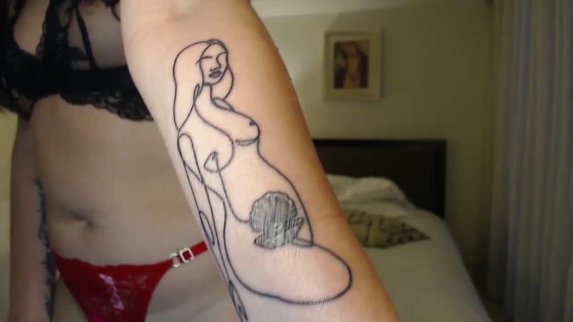 Gallery image thumbnail from CaItlinnn_'s myfreecams stream on, 02/17/2024, 04:55 image 3 of 20