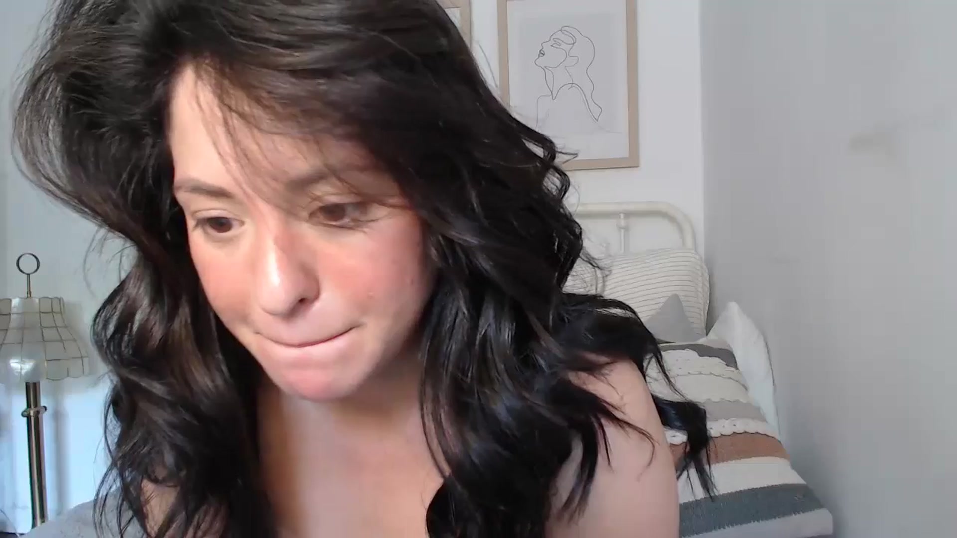 Gallery image thumbnail from CaItlinnn_'s myfreecams stream on, 04/27/2024, 15:22 image 20 of 20