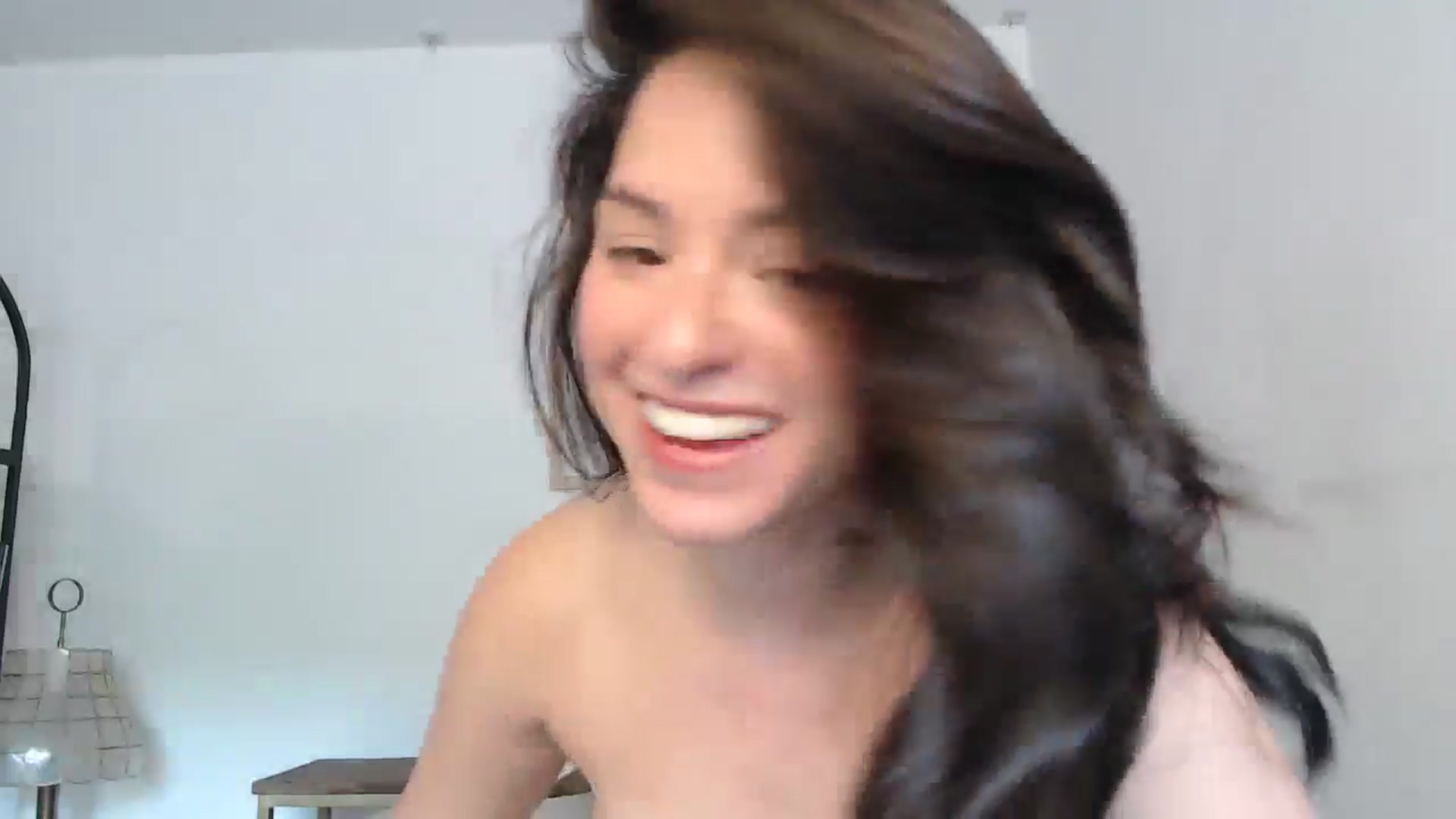 Gallery image thumbnail from CaItlinnn_'s myfreecams stream on, 05/18/2024, 16:44 image 7 of 20