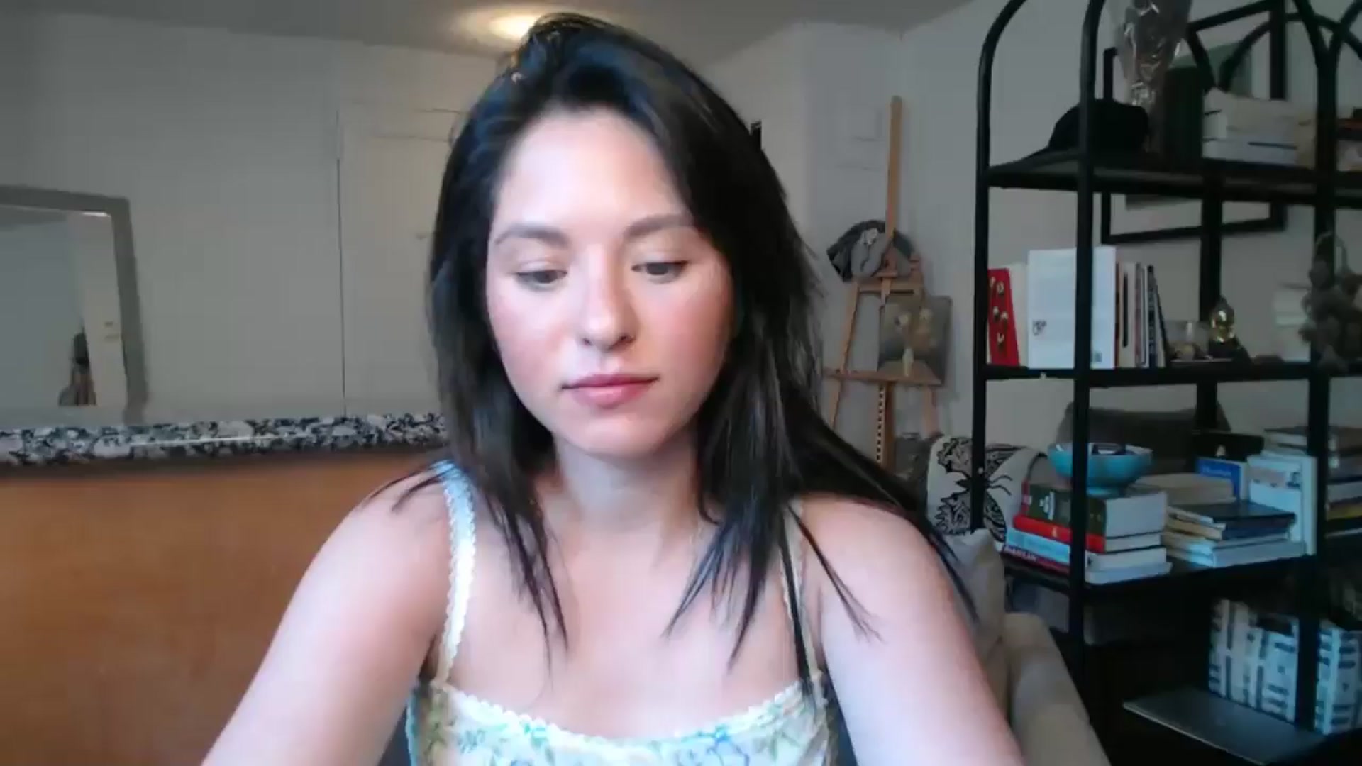 Gallery image thumbnail from CaItlinnn_'s myfreecams stream on, 06/18/2024, 19:34 image 1 of 20