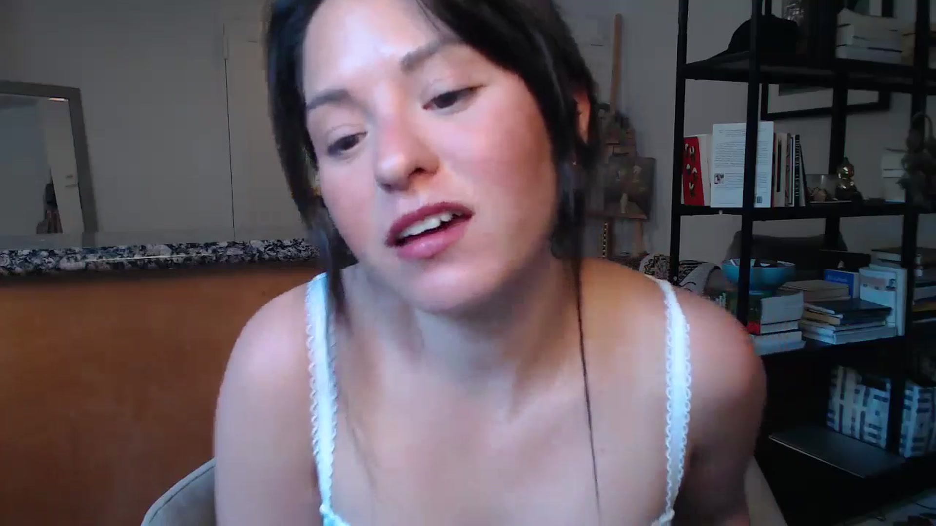 Gallery image thumbnail from CaItlinnn_'s myfreecams stream on, 06/18/2024, 19:34 image 9 of 20