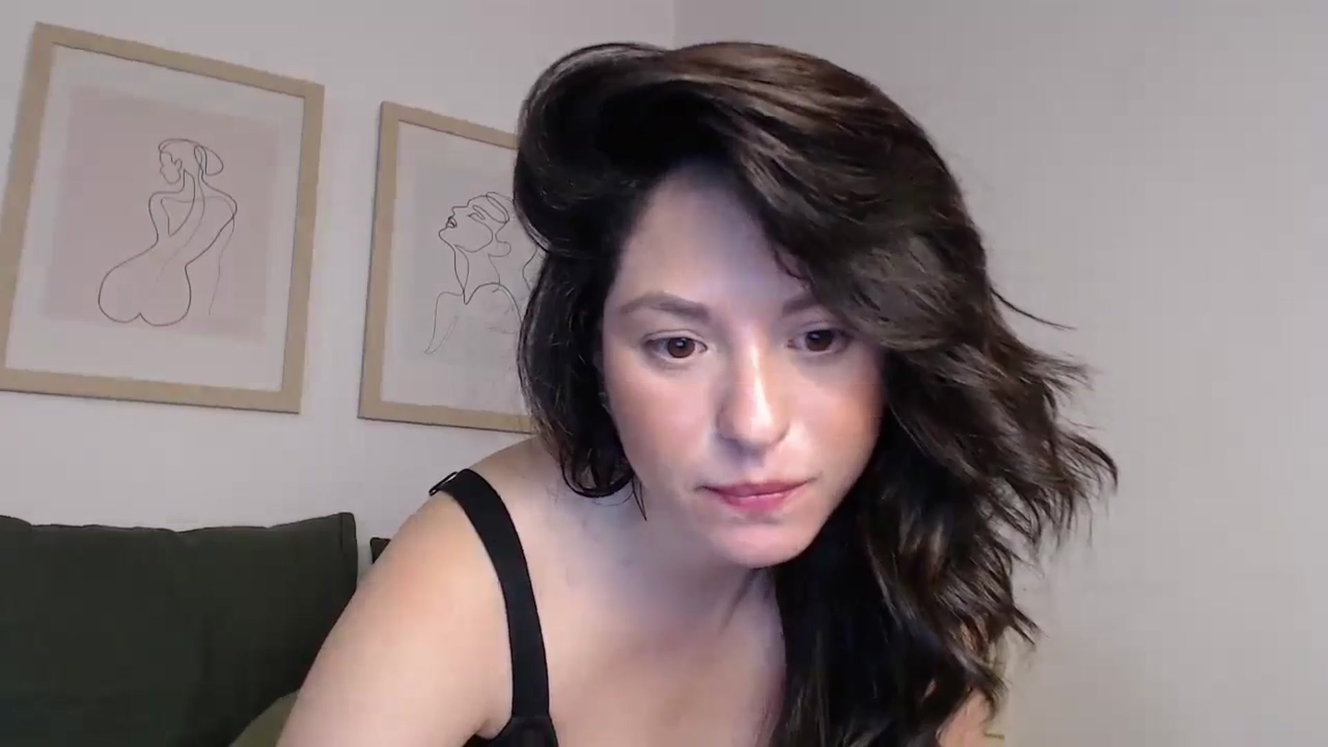 Gallery image thumbnail from CaItlinnn_'s myfreecams stream on, 06/20/2024, 24:48 image 13 of 20