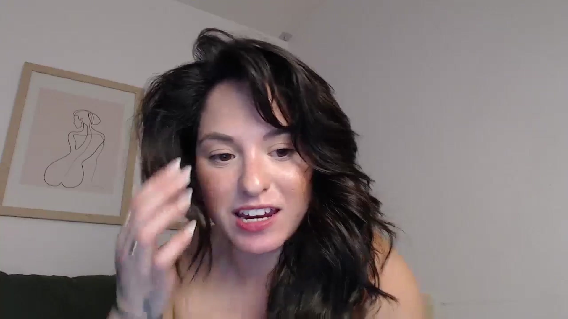 Gallery image thumbnail from CaItlinnn_'s myfreecams stream on, 06/20/2024, 24:48 image 18 of 20