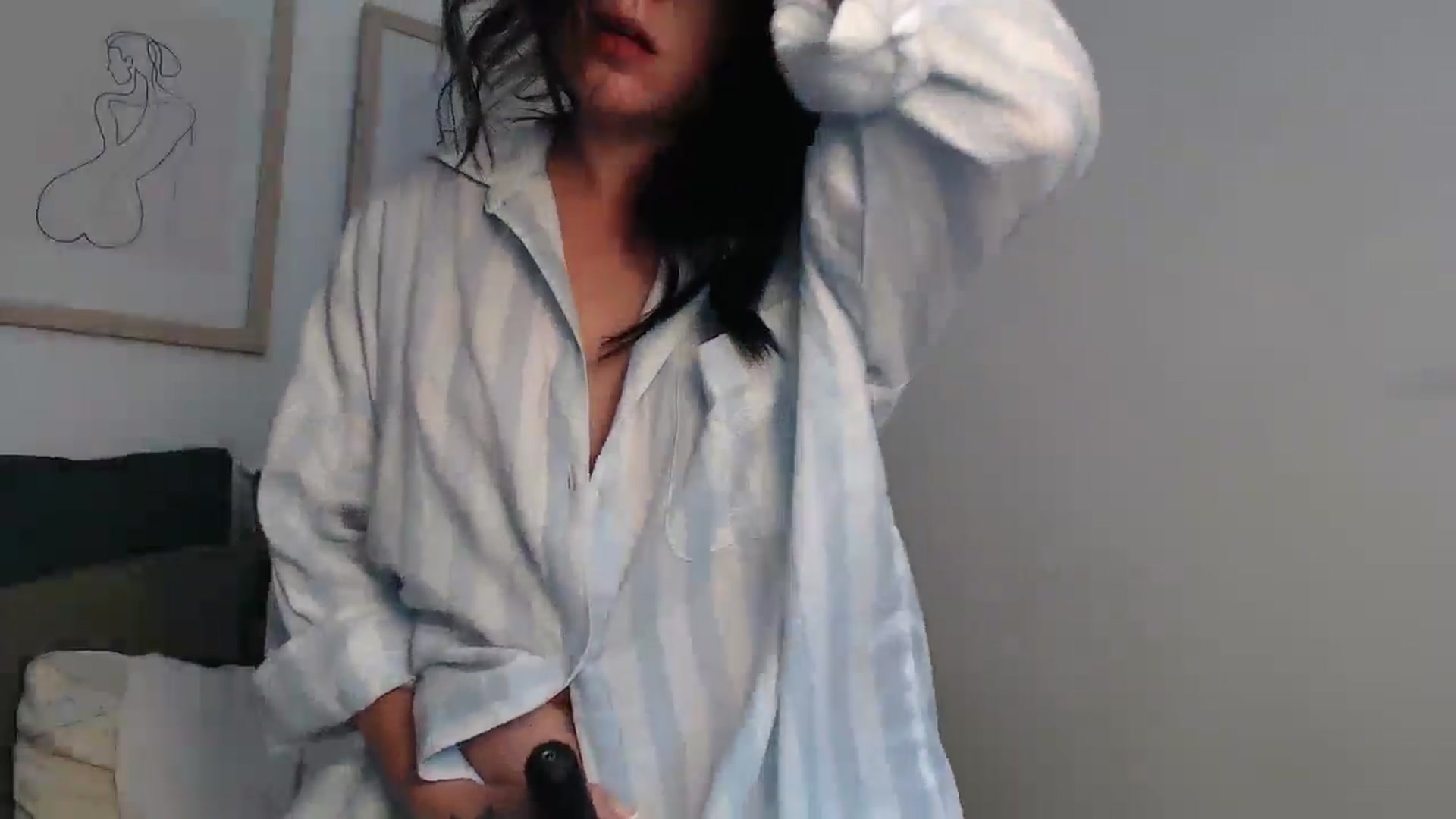 Gallery image thumbnail from CaItlinnn_'s myfreecams stream on, 06/22/2024, 16:14 image 6 of 20