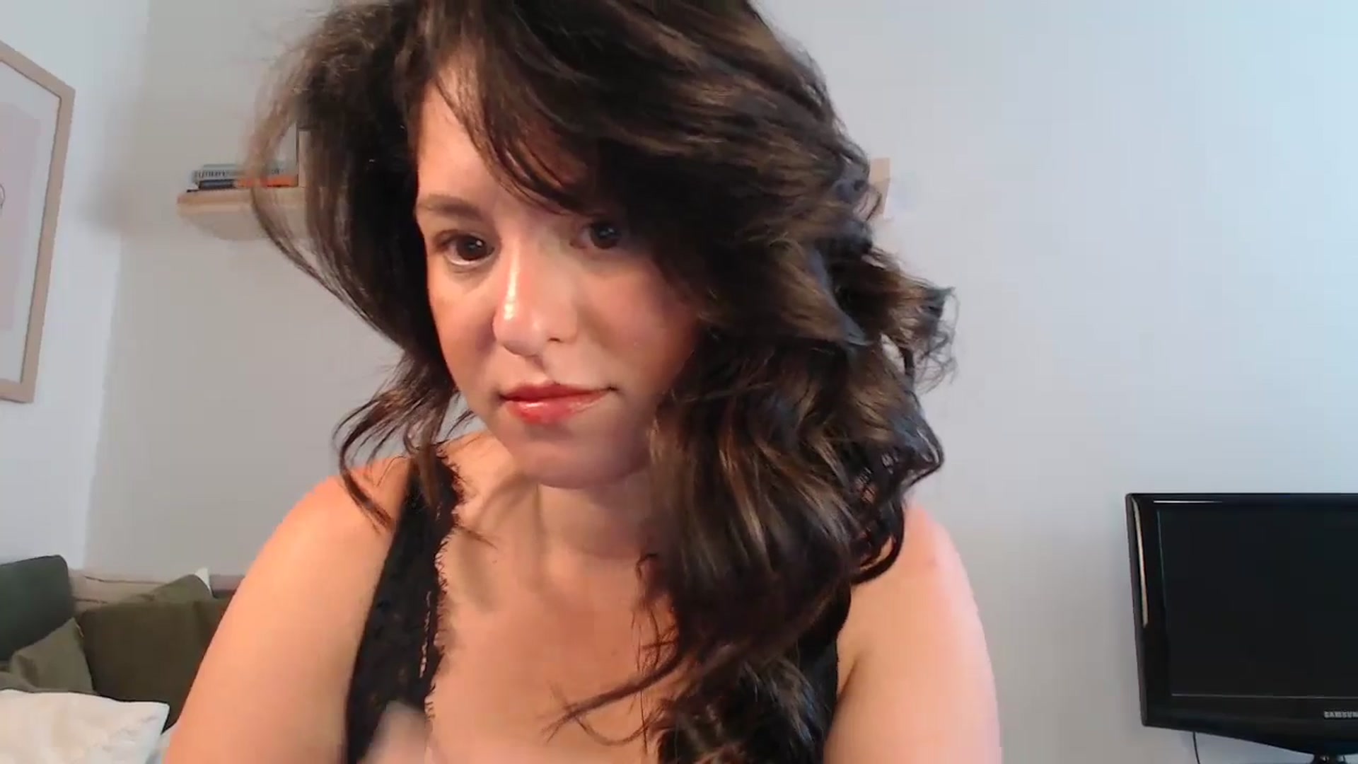 Gallery image thumbnail from CaItlinnn_'s myfreecams stream on, 07/18/2024, 15:42 image 3 of 20