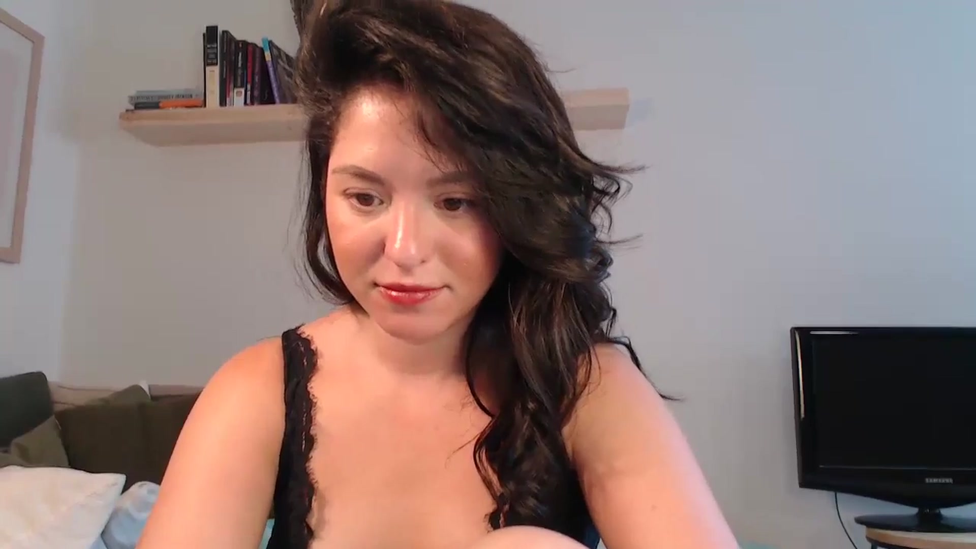Gallery image thumbnail from CaItlinnn_'s myfreecams stream on, 07/18/2024, 15:42 image 11 of 20