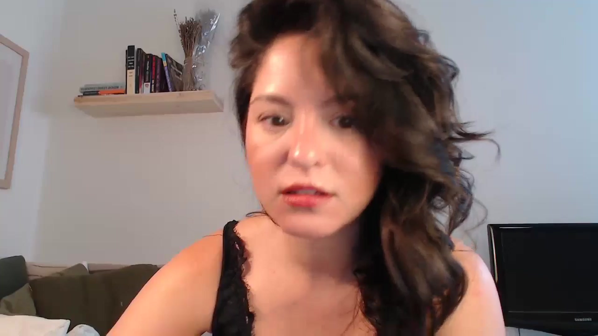 Gallery image thumbnail from CaItlinnn_'s myfreecams stream on, 07/18/2024, 15:42 image 8 of 20
