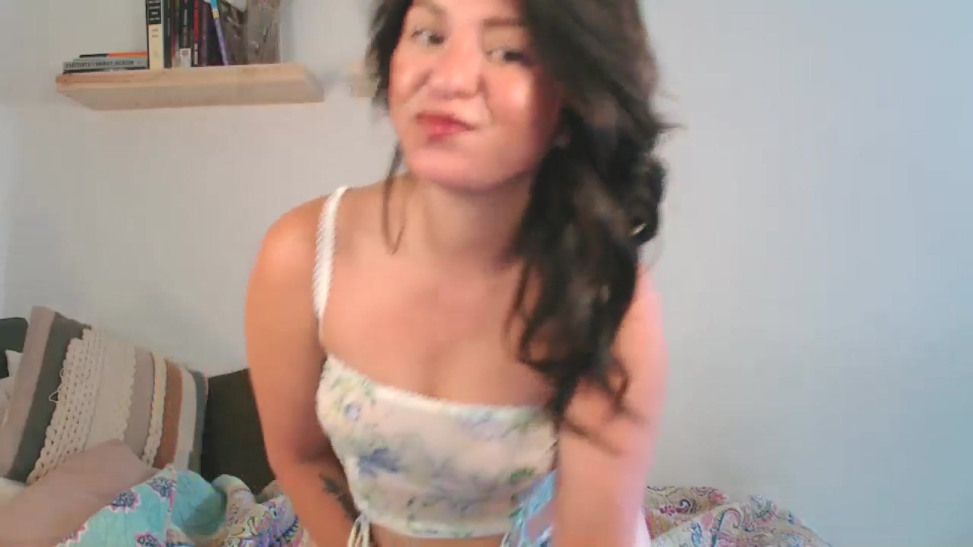 Gallery image thumbnail from CaItlinnn_'s myfreecams stream on, 09/01/2024, 15:13 image 16 of 20
