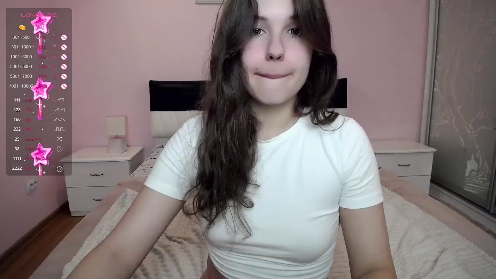 Gallery image thumbnail from CaLLmeJane_'s myfreecams stream on, 07/10/2024, 20:03 image 6 of 20