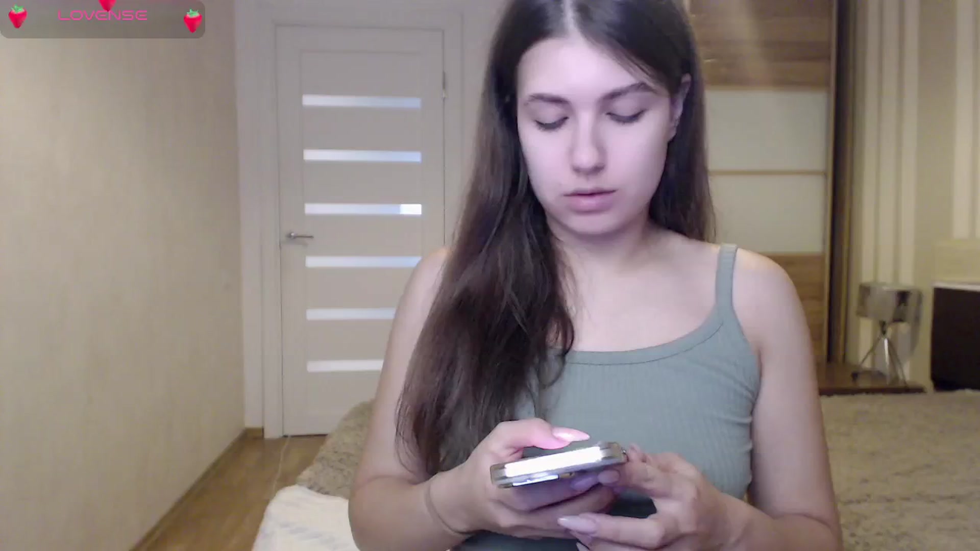 Gallery image thumbnail from CaLLmeJane_'s myfreecams stream on, 09/21/2024, 01:12 image 17 of 20