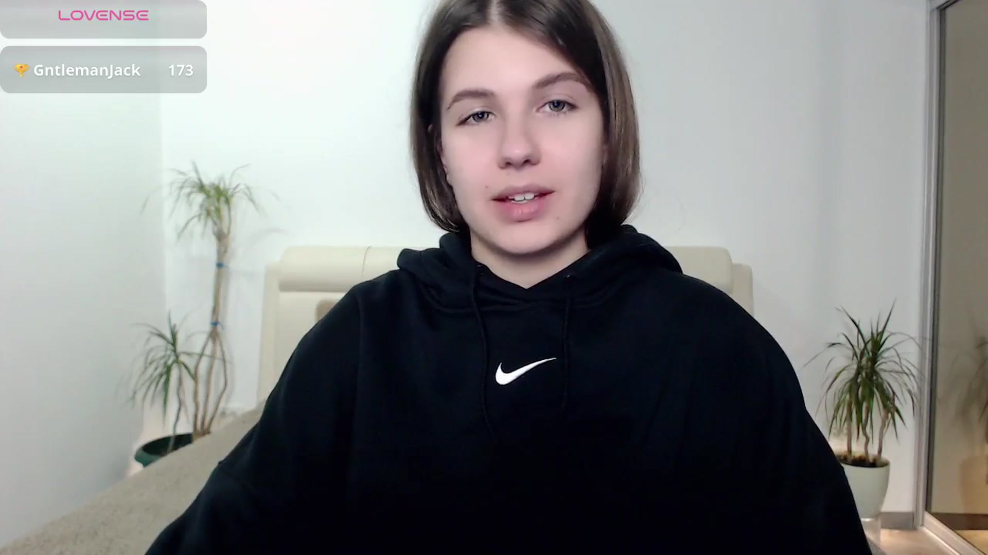 Gallery image thumbnail from CaLLmeJane_'s myfreecams stream on, 10/17/2024, 24:09 image 7 of 20