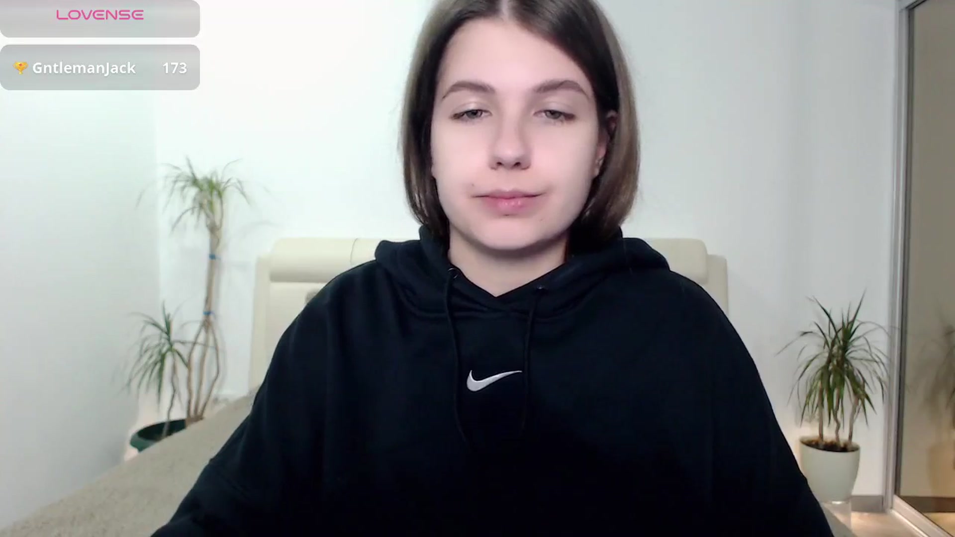 Gallery image thumbnail from CaLLmeJane_'s myfreecams stream on, 10/17/2024, 24:09 image 13 of 20