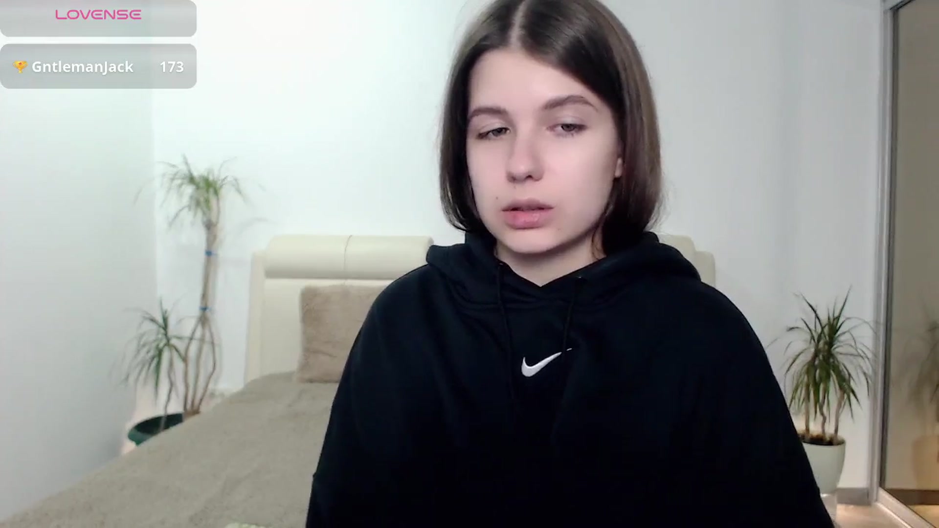 Gallery image thumbnail from CaLLmeJane_'s myfreecams stream on, 10/17/2024, 24:09 image 14 of 20
