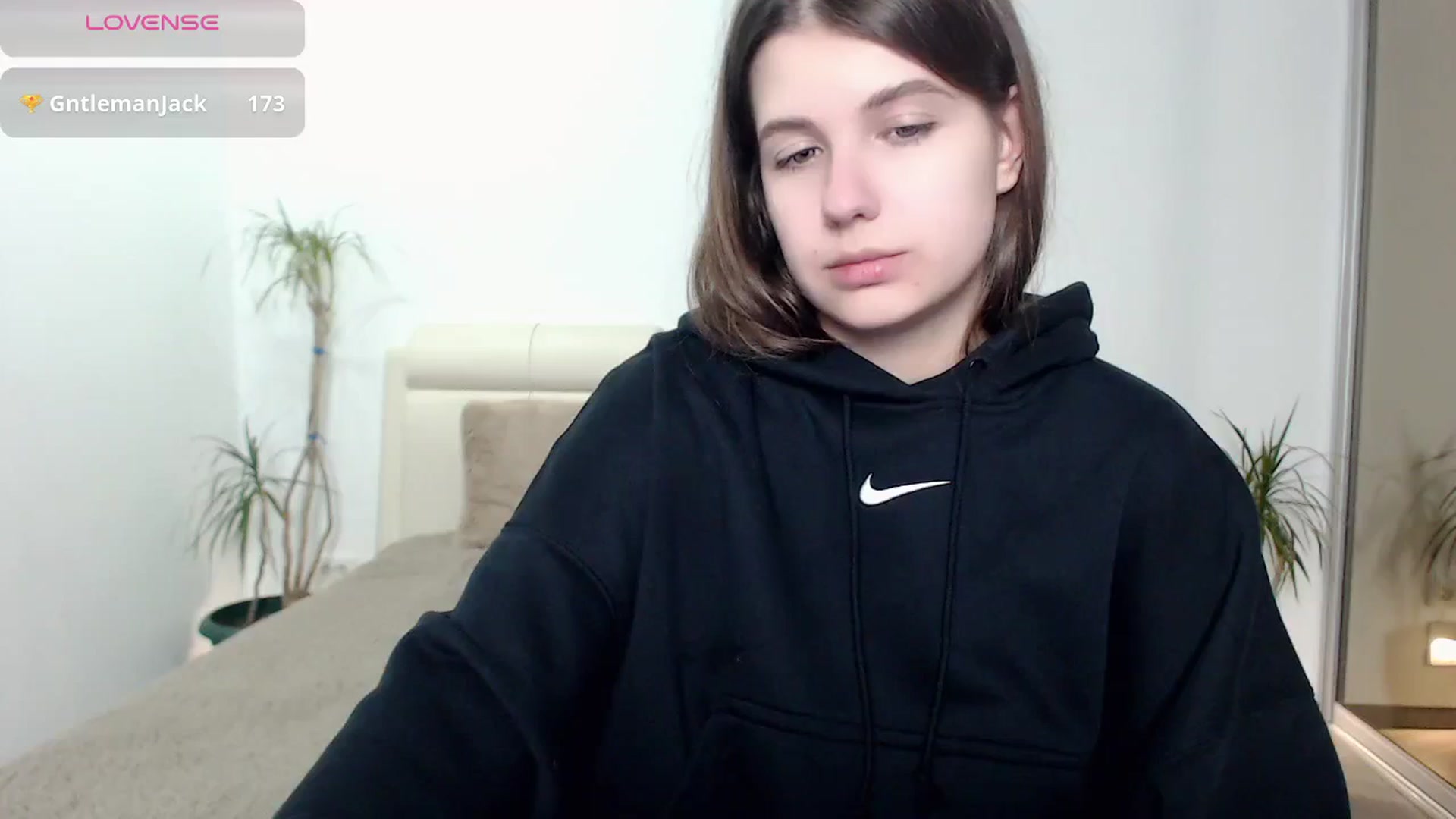 Gallery image thumbnail from CaLLmeJane_'s myfreecams stream on, 10/17/2024, 24:54 image 19 of 20