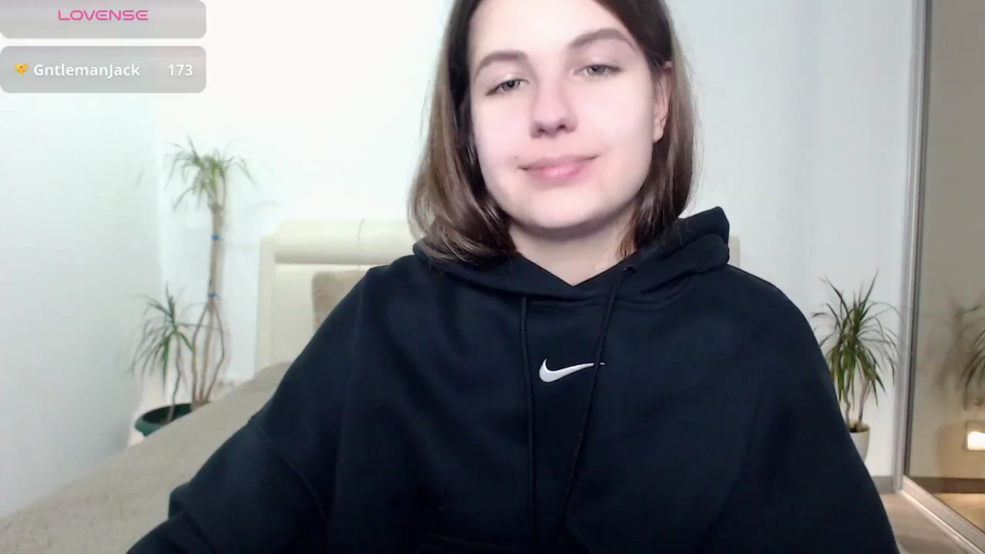 Gallery image thumbnail from CaLLmeJane_'s myfreecams stream on, 10/17/2024, 24:54 image 15 of 20