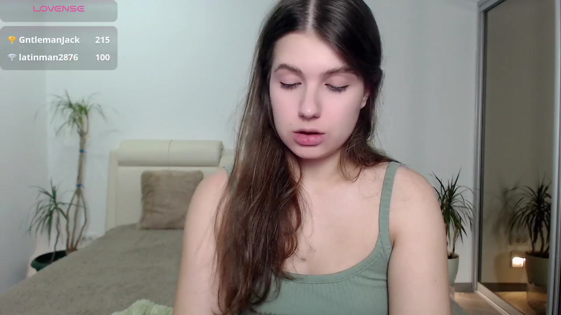 Gallery image thumbnail from CaLLmeJane_'s myfreecams stream on, 10/17/2024, 18:30 image 15 of 20