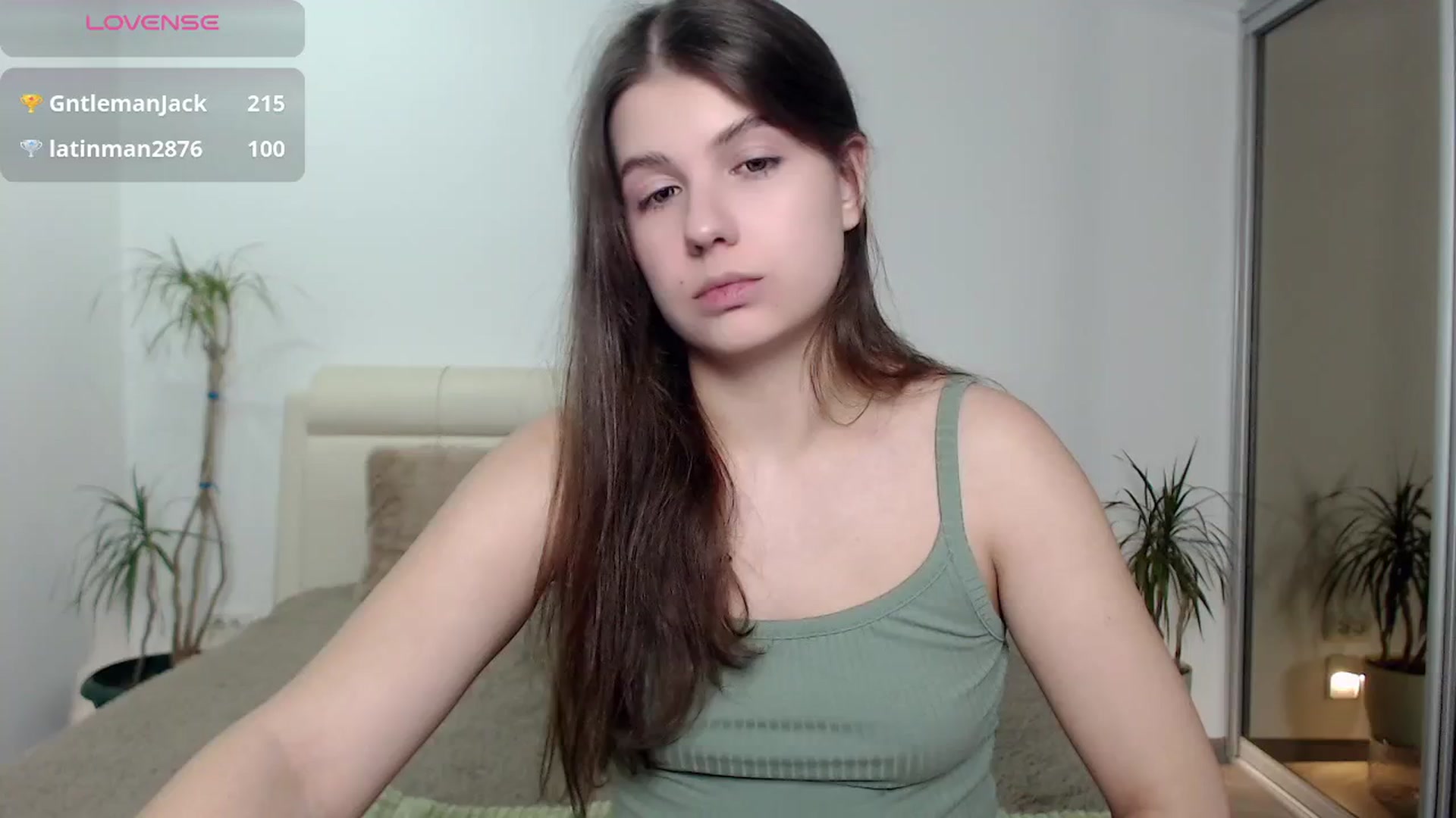 Gallery image thumbnail from CaLLmeJane_'s myfreecams stream on, 10/17/2024, 18:30 image 17 of 20