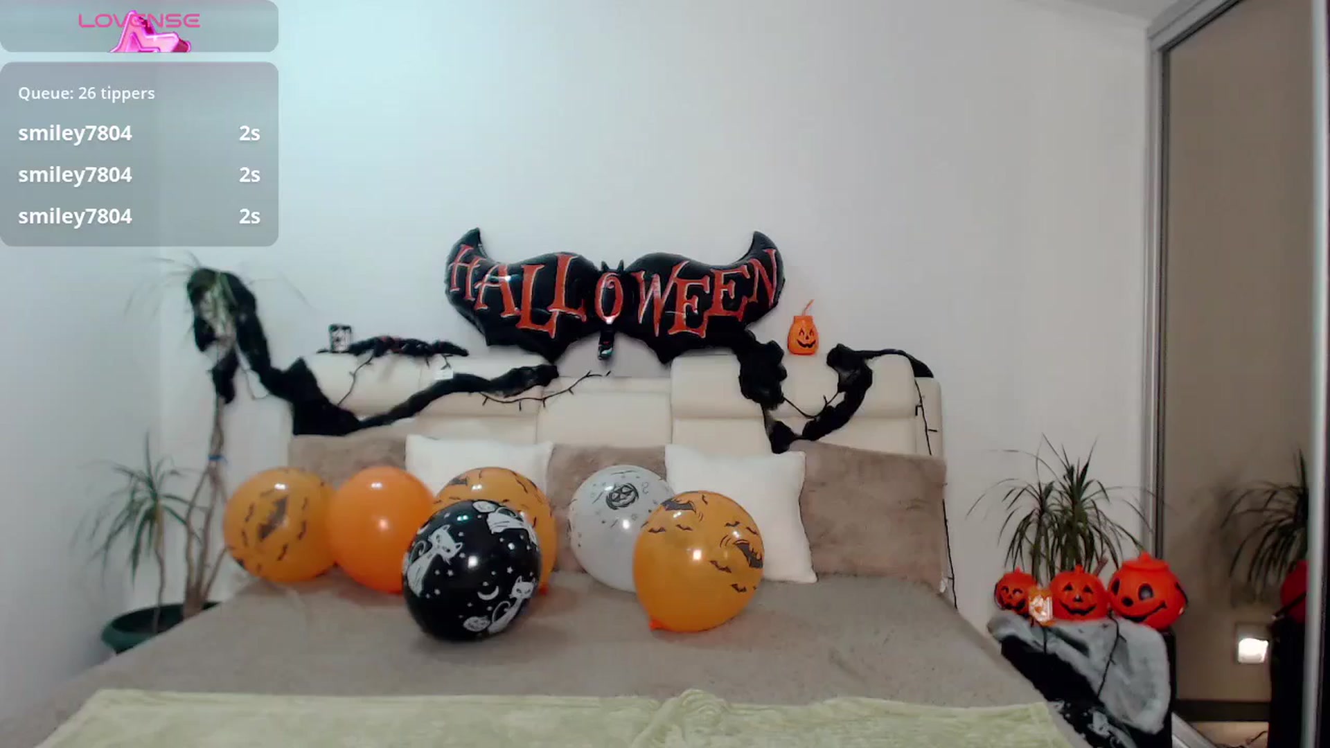 Gallery image thumbnail from CaLLmeJane_'s myfreecams stream on, 10/26/2024, 22:29 image 12 of 20