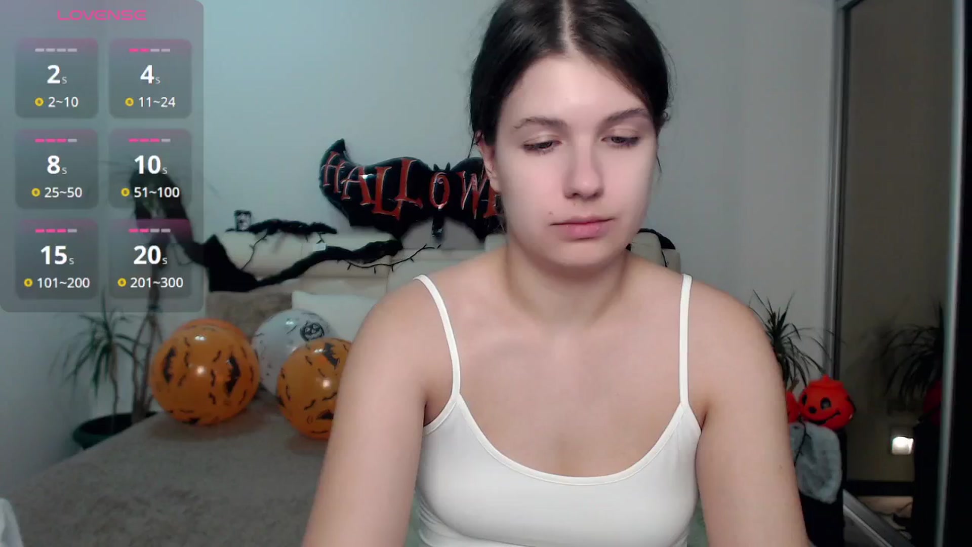 Gallery image thumbnail from CaLLmeJane_'s myfreecams stream on, 10/27/2024, 10:37 image 10 of 20
