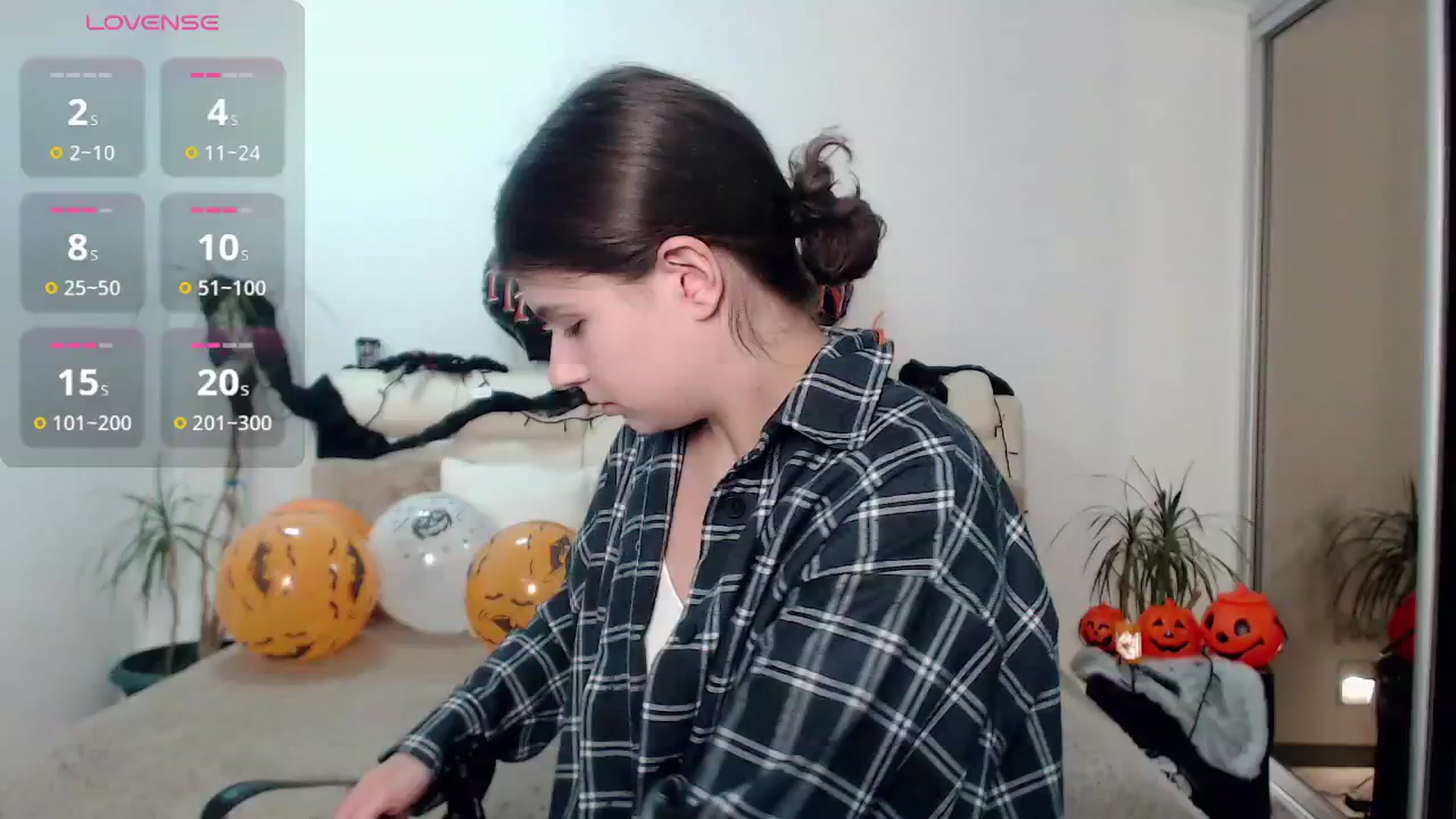Gallery image thumbnail from CaLLmeJane_'s myfreecams stream on, 10/27/2024, 11:57 image 20 of 20