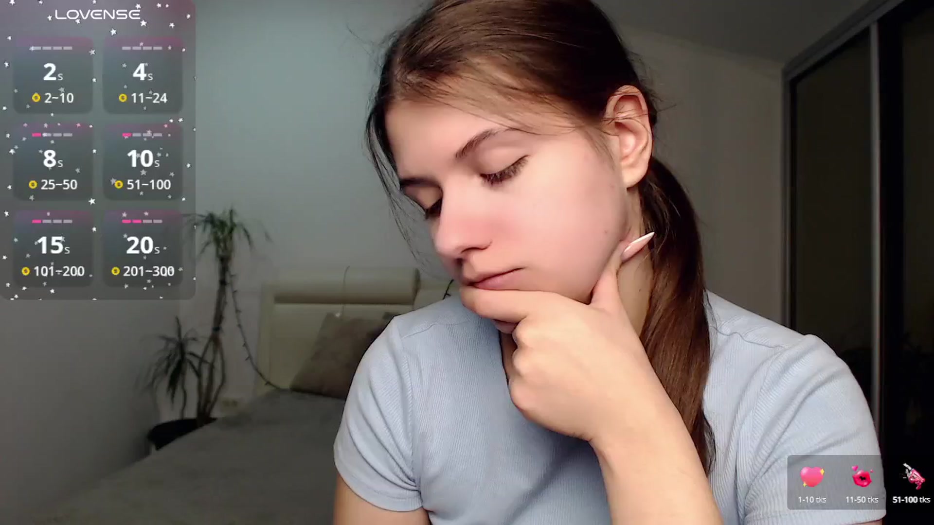 Gallery image thumbnail from CaLLmeJane_'s myfreecams stream on, 11/16/2024, 23:45 image 10 of 20