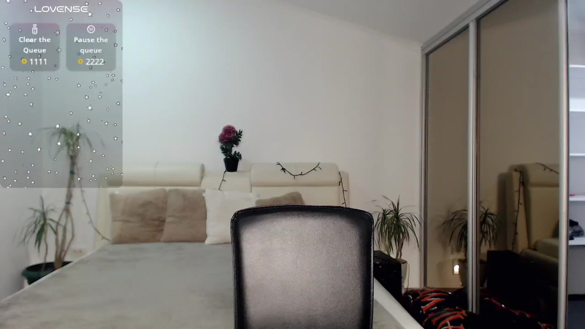 Gallery image thumbnail from CaLLmeJane_'s myfreecams stream on, 11/19/2024, 03:11 image 6 of 20